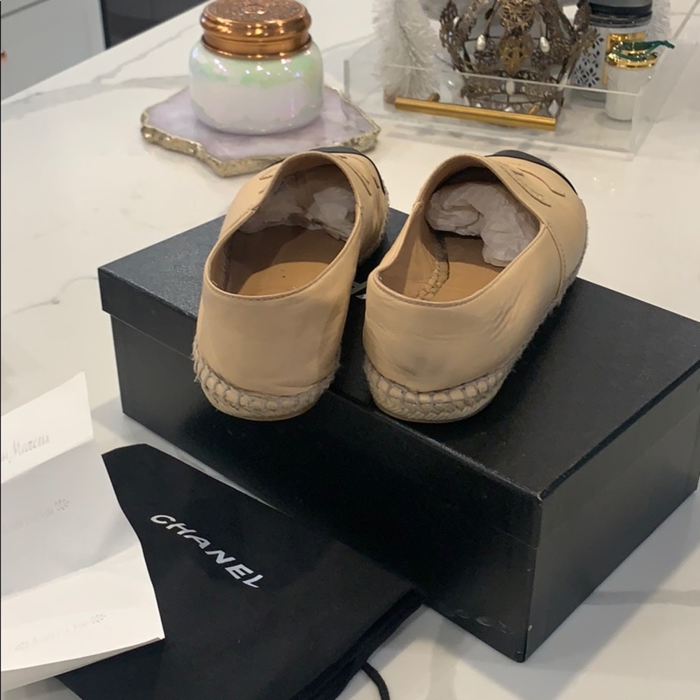 Chanel - Picture 3 of 8